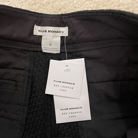NWT Club Monaco Amber Shorts in Black with scalloped detailing! Size 0 perfect! - Picture 3 of 4